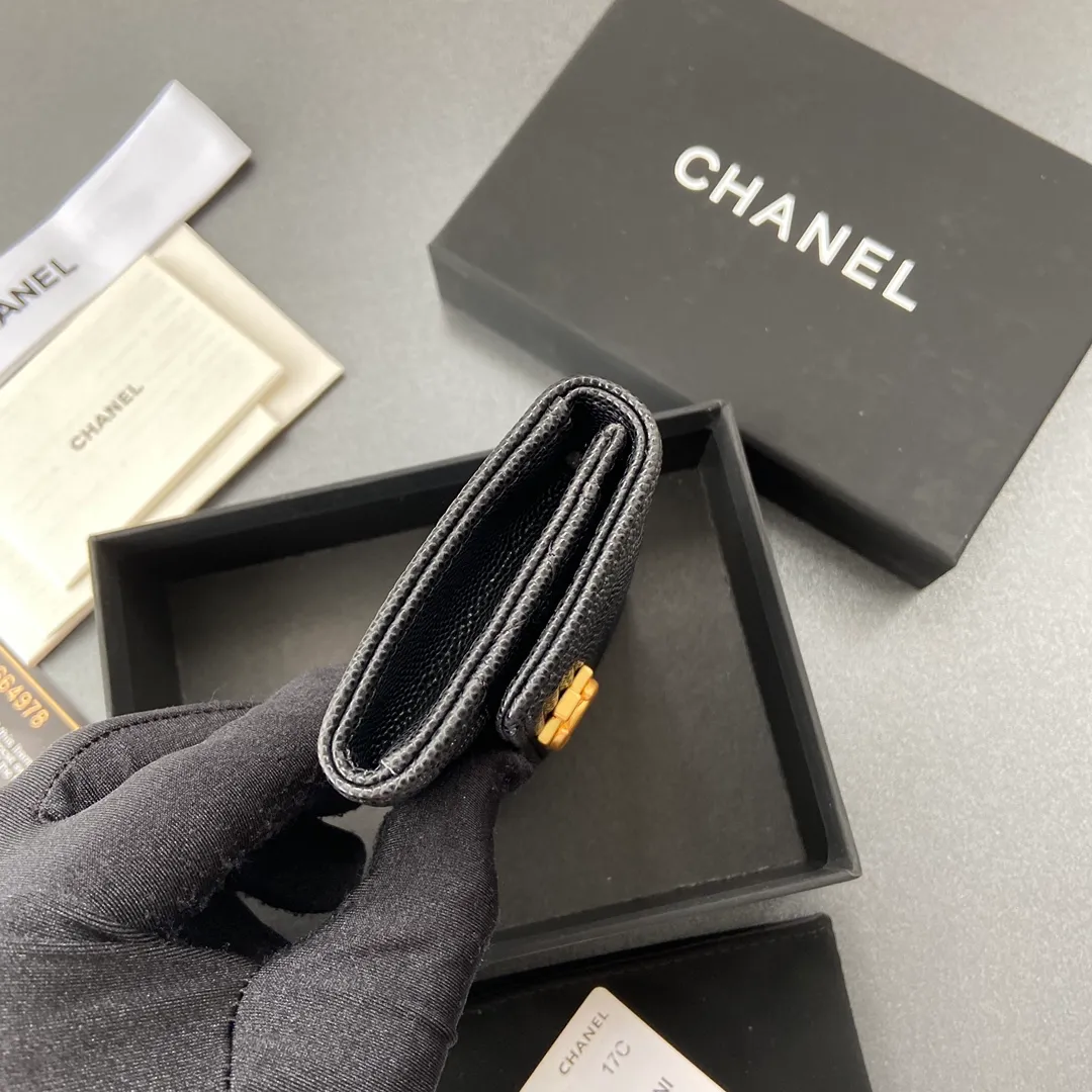 260💰Xiaoxiang imported Italian leather Item number: A80603 Size: w11×h8.5×d3cm Color: black fine ball pattern gold hardware