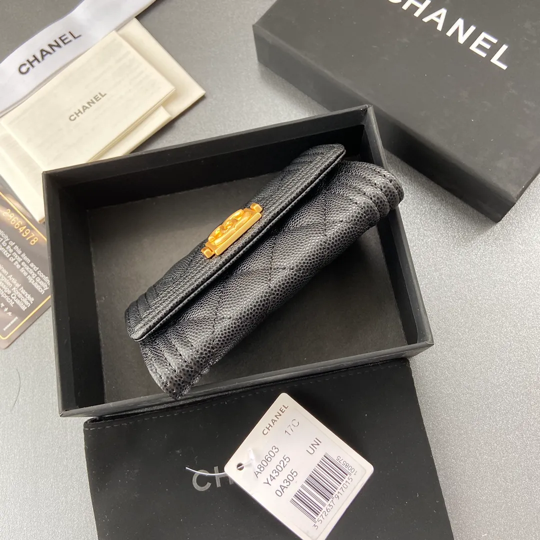260💰Xiaoxiang imported Italian leather Item number: A80603 Size: w11×h8.5×d3cm Color: black fine ball pattern gold hardware