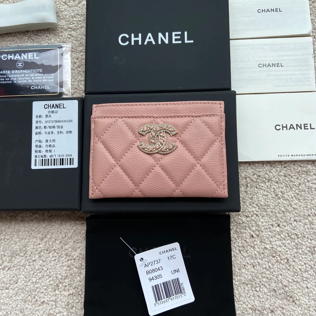 280💰Xiaoxiang imported Italian grained calfskin Item number: AP5474 Size: w11×7.5cm Color: pink fine ball pattern light gold Usage: card holder