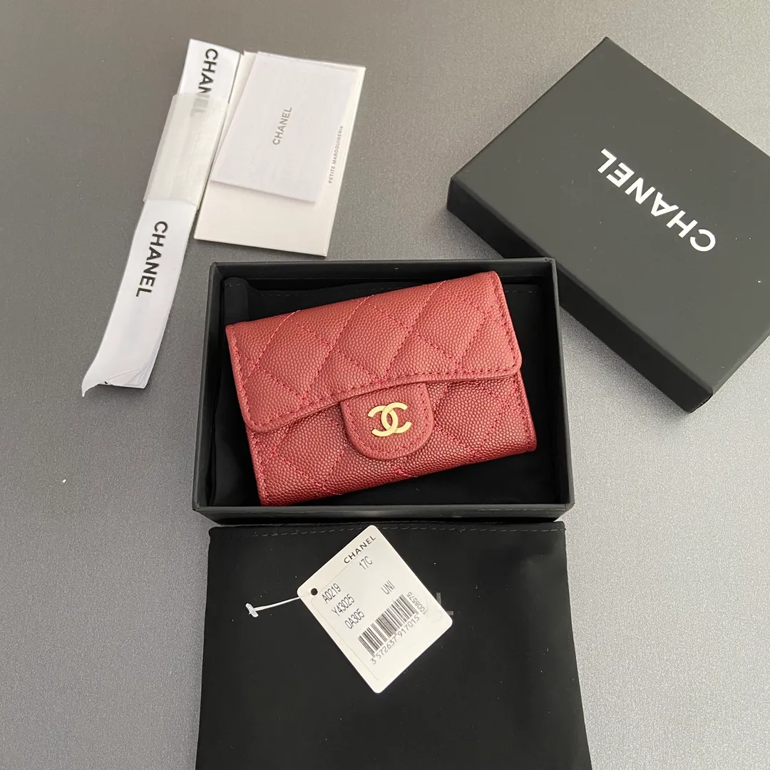 Xiaoxiang imported Italian leather Item number: AP438 (inner compartment with zipper) 💰: 280 Size: w11×h7cm Color: burgundy fine ball pattern golden steel mark