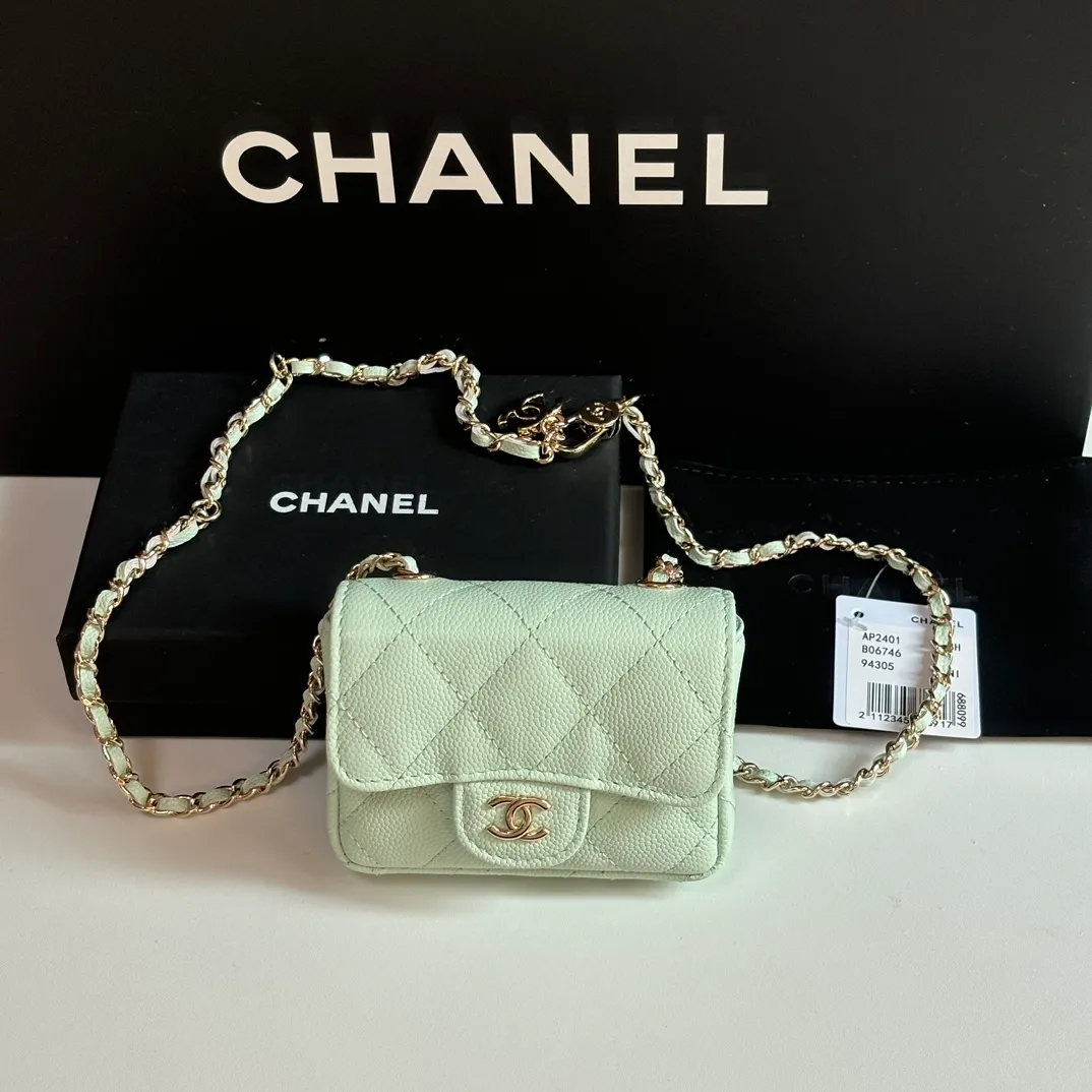 460💰 ❤️❤️❤️Ohanel's new waist bag has arrived. Original quality and beautiful details...AP4802Y size 10x8x3.5cm