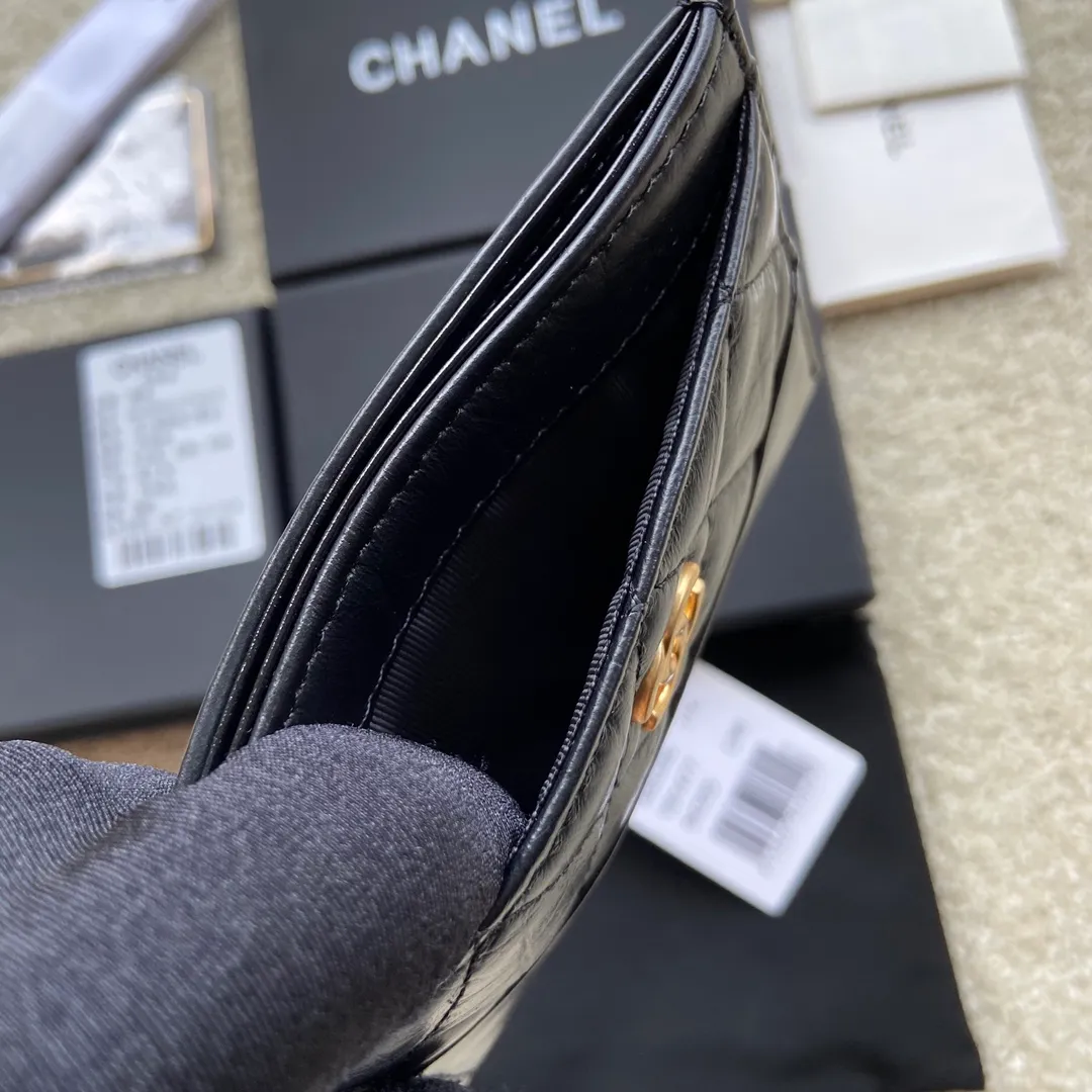 220💰Xiaoxiang imported Italian leather Item number: 84386 Size: w11×h7.5cm Color: black gold hardware