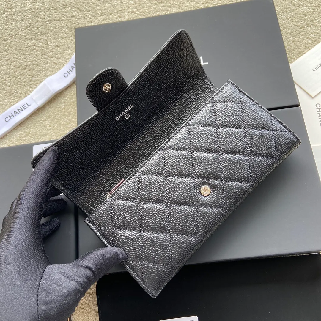 460💰Xiaoxiang imported Italian grained calfskin Item number: A80758 Size: w19×h10.5×3cm Color: black ball grain leather with silver steel mark
