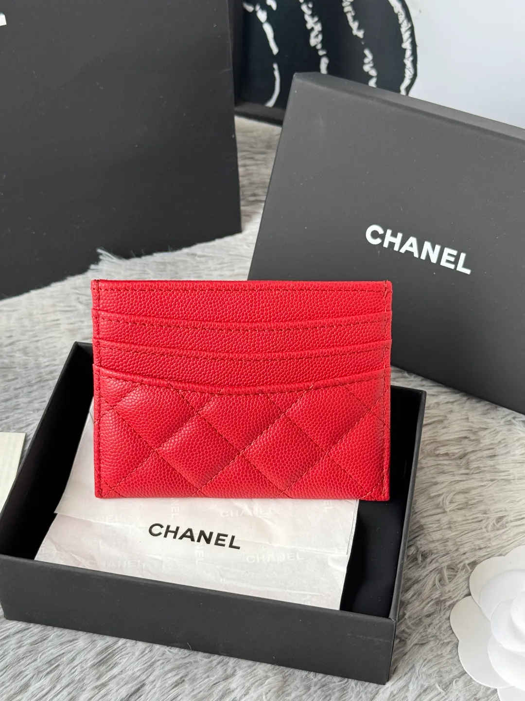 💰240💰 chanel 2025 new product card holder lambskin, seven card slots, can hold change, imported Italian lambskin + hardware logo, so beautiful, love it. The color is as shown in the picture, easy and fast storage, mini card holder No.: AP8944 Size: w11×h10cm