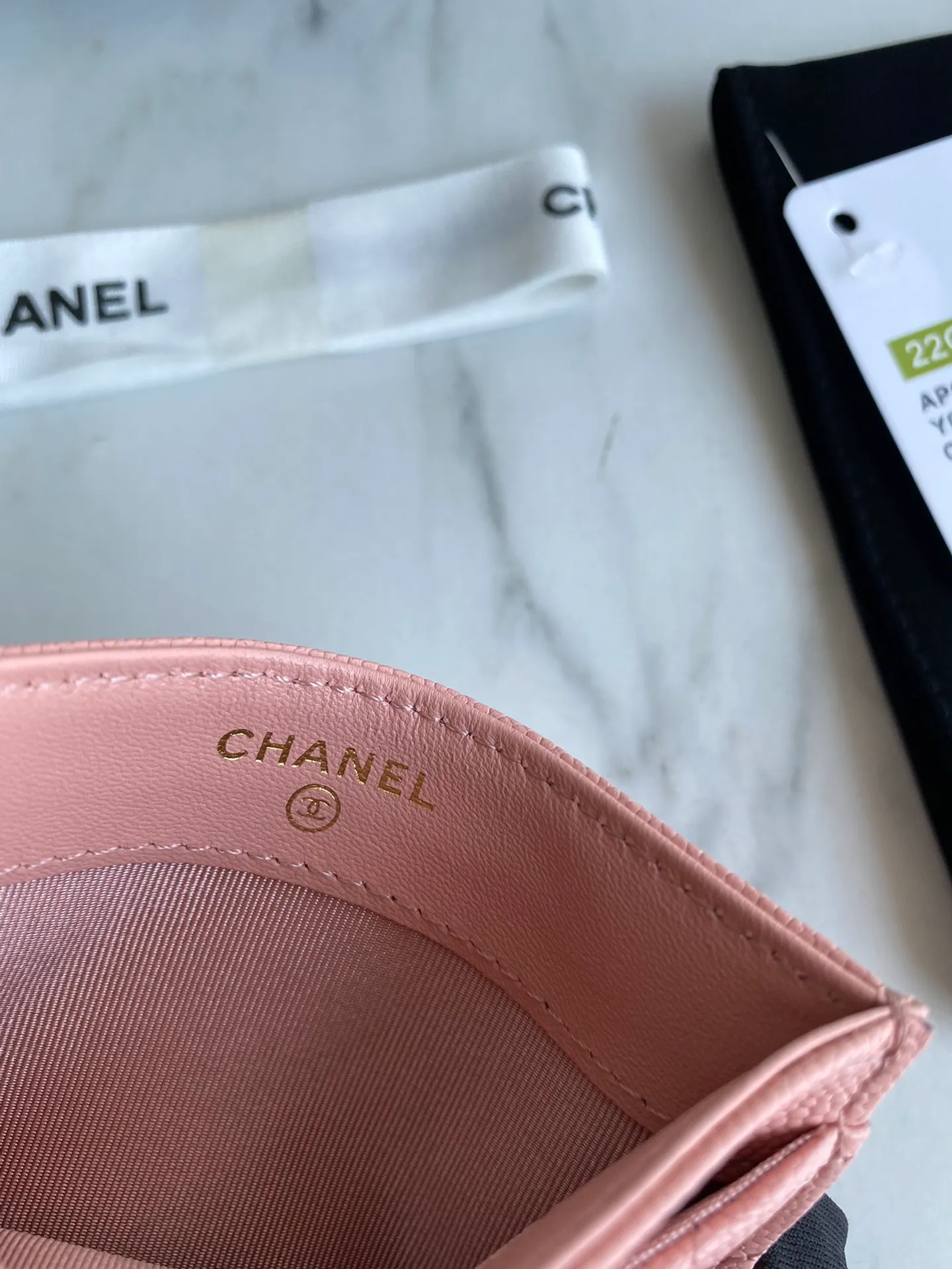 190💰【Original quality】【With serial code】CHANEL, classic card holder! Original quality, caviar small ball pattern series, classic series, exquisite details, full set of packaging, style number (AP426) 31510... size 11*7.5*1