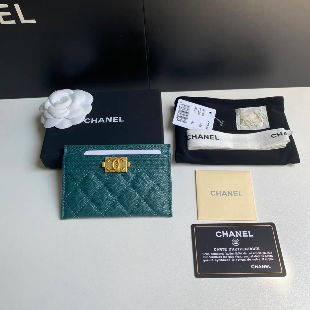 220💰 [Original order quality] [Delivery packaging] CHANEL, original order quality, leboy card holder 💦 style number A84431 top leather hardware, beautiful details, complete package! Size 11*7.5*1.
