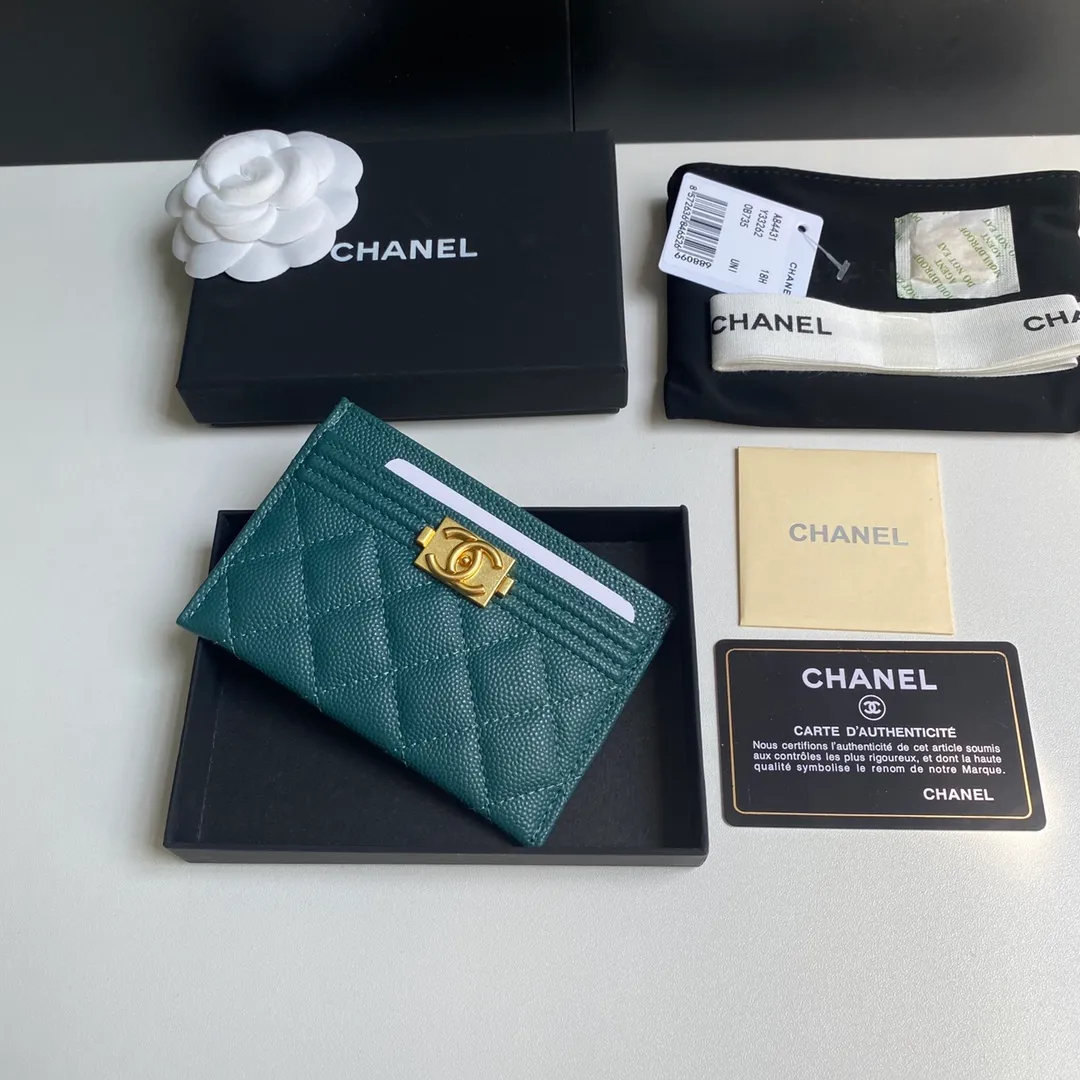 220💰 [Original order quality] [Delivery packaging] CHANEL, original order quality, leboy card holder 💦 style number A84431 top leather hardware, beautiful details, complete package! Size 11*7.5*1.