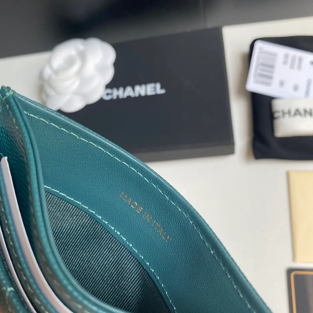 220💰 [Original order quality] [Delivery packaging] CHANEL, original order quality, leboy card holder 💦 style number A84431 top leather hardware, beautiful details, complete package! Size 11*7.5*1.