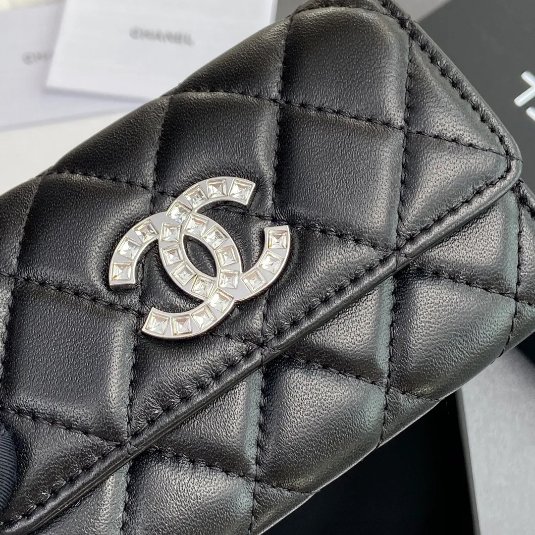 Xiaoxiang imported Italian lambskin Item number: AP7972 💰: 340 Size: w11×h7cm Color: black sheepskin