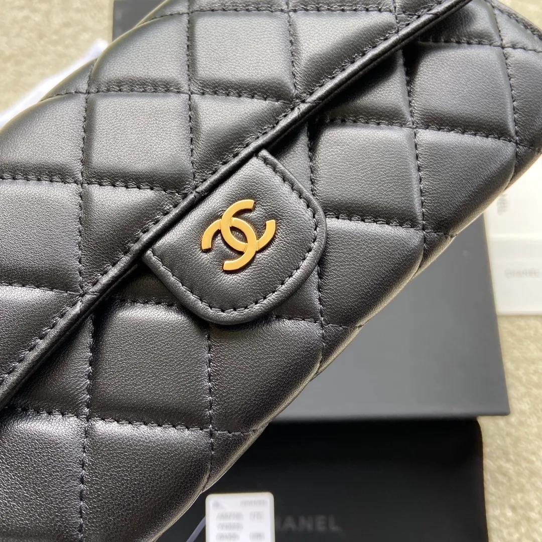 460💰Xiaoxiang imported Italian lambskin Item number: A80758 Size: w19×h10.5×3cm Color: black lambskin gold steel mark
