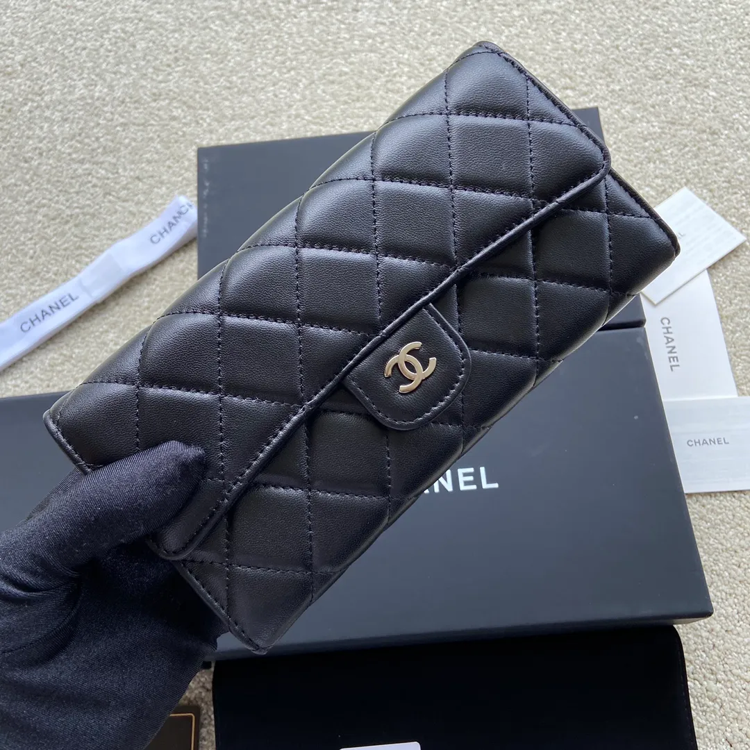 460💰Xiaoxiang imported Italian lambskin Item number: A80758 Size: w19×h10.5×3cm Color: black lambskin silver steel mark
