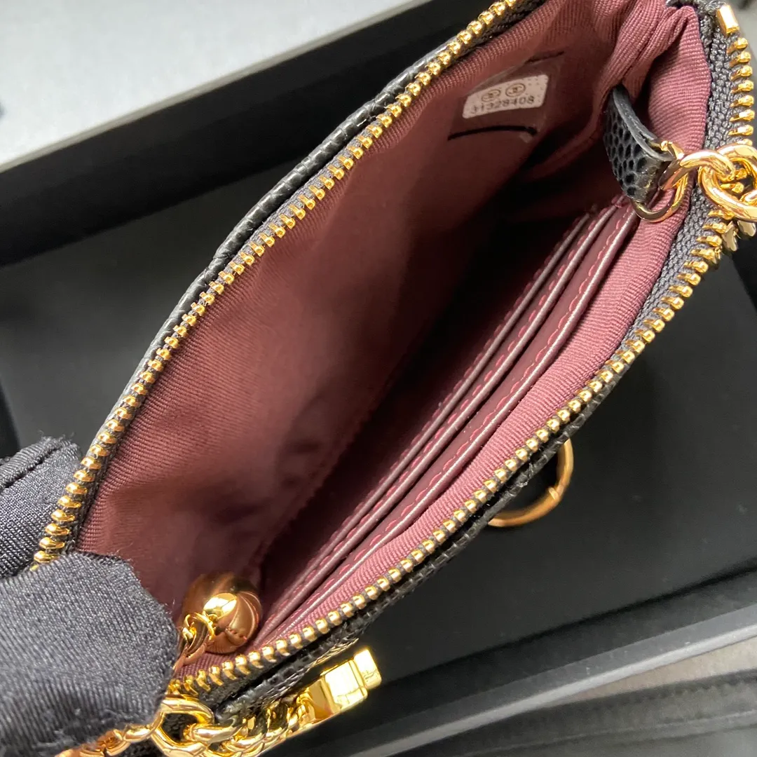250💰Xiaoxiang imported Italian grain cowhide Item number: A50168 Size: w14×h9.5cm Color: black ball pattern gold buckle