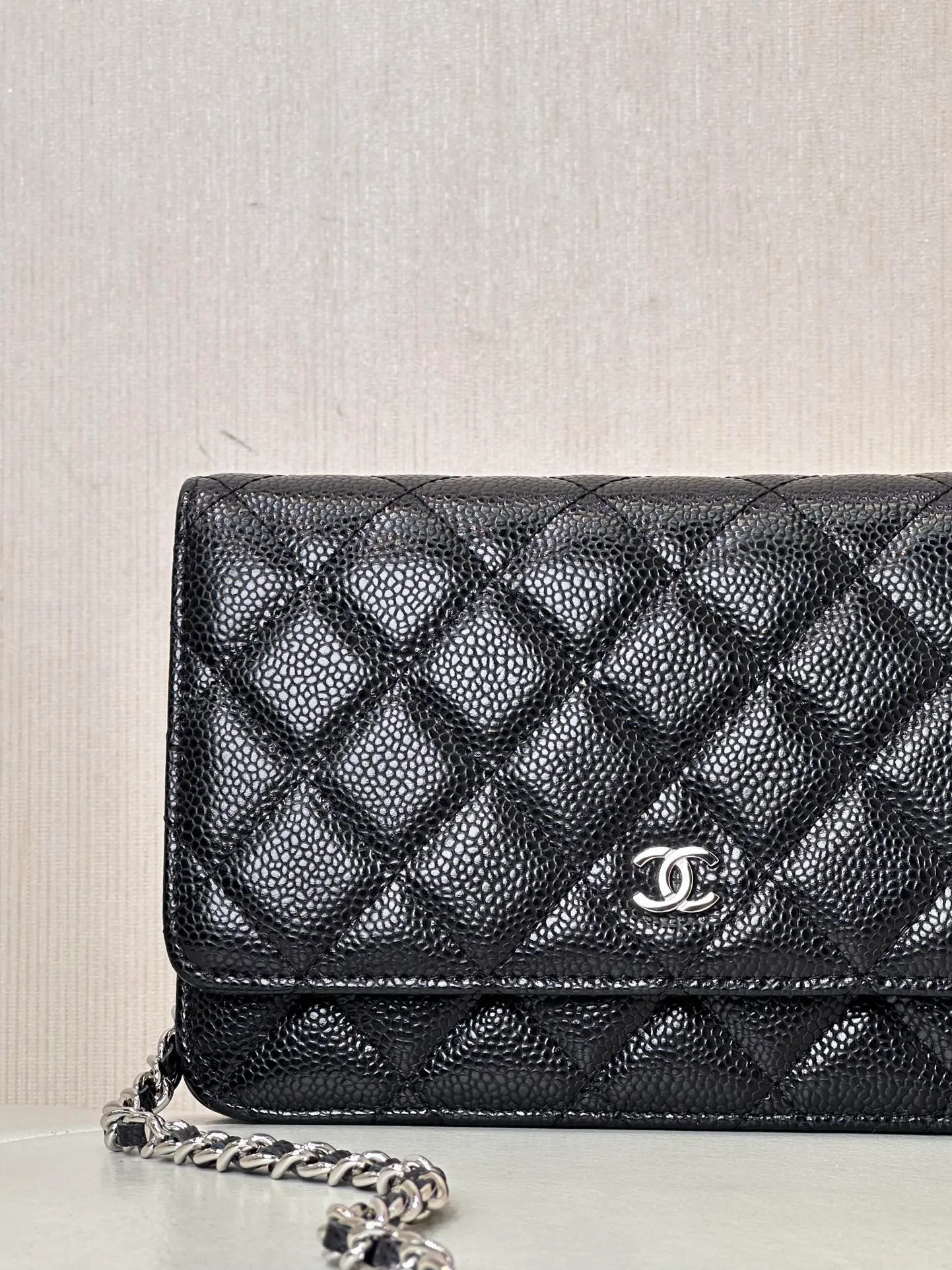 0250 woc black ball silver model