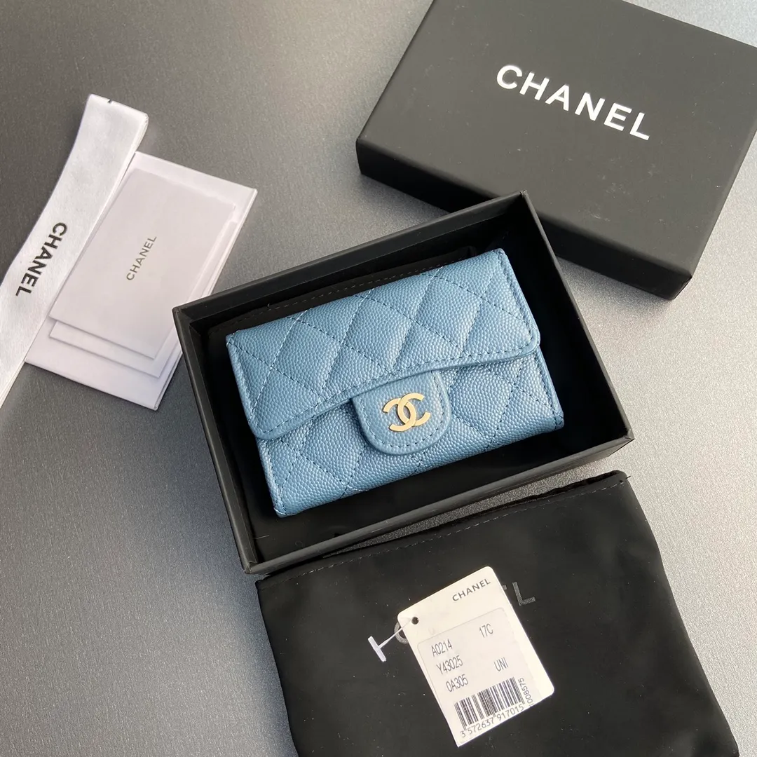 260💰Xiaoxiang imported Italian leather Item number: AP428 Size: w11×h7cm Color: Haze blue fine ball pattern golden steel mark