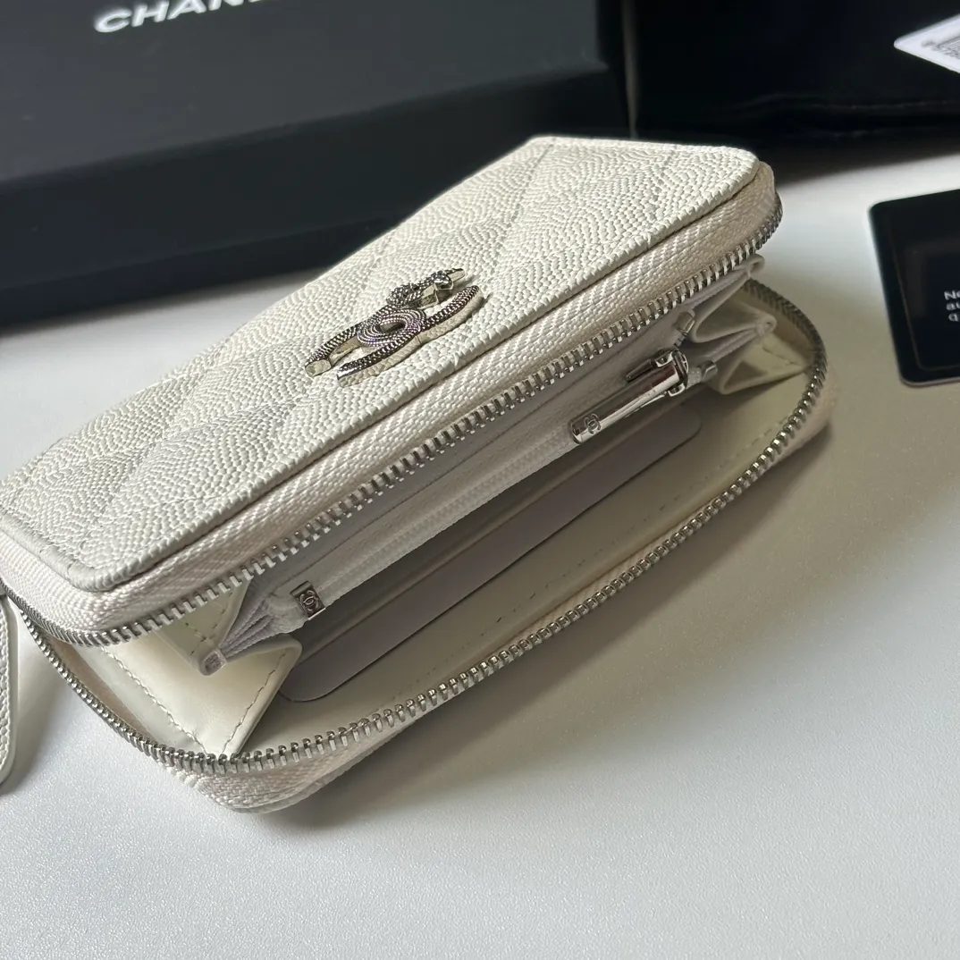 360💰 New product ❤️❤️❤️CH@NEL small zipper card holder💦 with new luogo, zipper compartment inside, original quality, beautiful details, model number AP9630, size 11*7.5*2cm