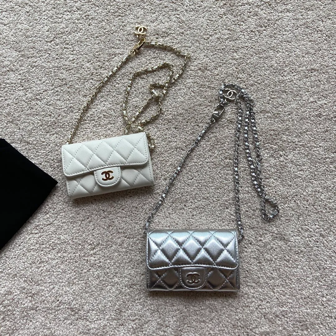 Xiaoxiang imported Italian leather Item number: A81081 (chain card holder) 💰: 420