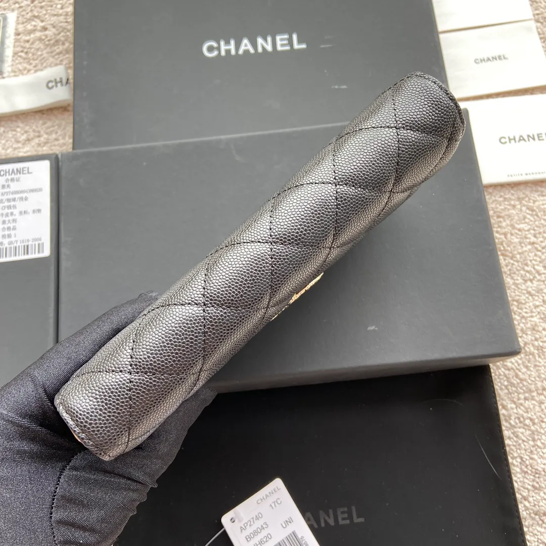 Xiaoxiang imported Italian fine grain cowhide Item number: AP5480 💰:540 Size: w19×h10.5×d3cm Color: black ball pattern with gold mark