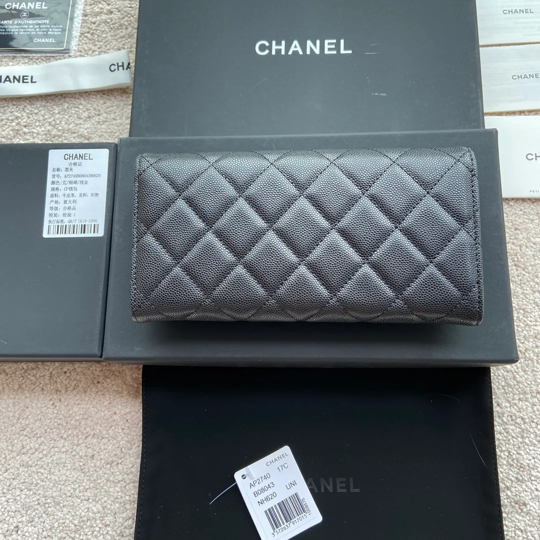 Xiaoxiang imported Italian fine grain cowhide Item number: AP5480 💰:540 Size: w19×h10.5×d3cm Color: black ball pattern with gold mark