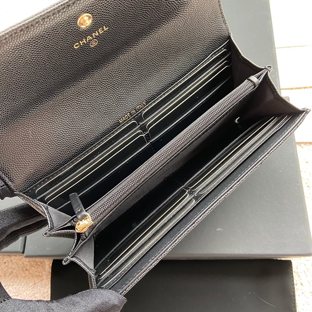 Xiaoxiang imported Italian fine grain cowhide Item number: AP5480 💰:540 Size: w19×h10.5×d3cm Color: black ball pattern with gold mark