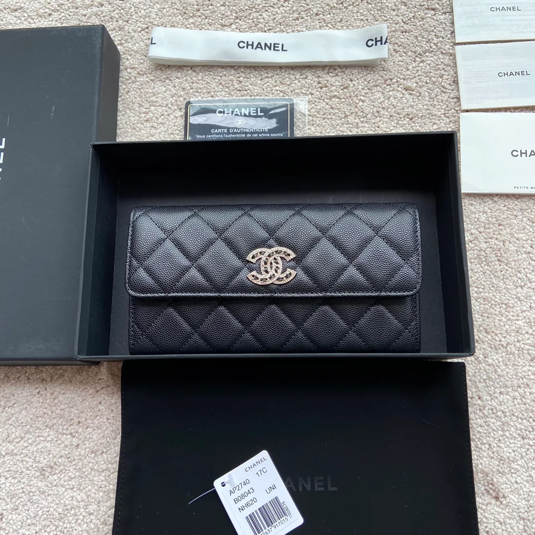 Xiaoxiang imported Italian fine grain cowhide Item number: AP5480 💰:540 Size: w19×h10.5×d3cm Color: black ball pattern with gold mark
