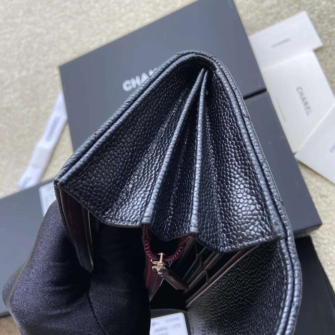460💰Xiaoxiang imported Italian grained calfskin Item number: A50096 Size: w19×h10.5×d3cm Color: black ball pattern silver steel mark