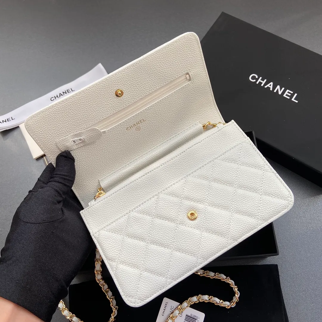 Snap button 600💰Xiaoxiang imported Italian calfskin Item number: A33814 Size: w20×h13×d3.5cm Color: white gold steel mark