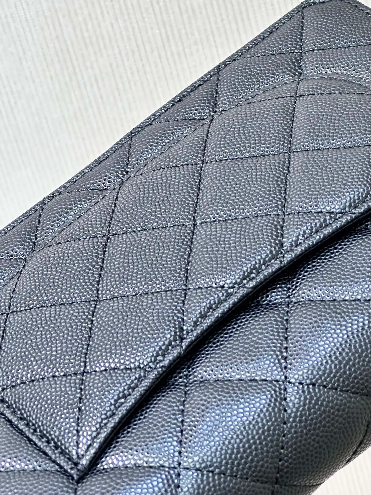 96020 Original HAAS calf leather, the texture of the original leather, the leather texture is delicate, shiny and grainy! Original rare first-grade good leather