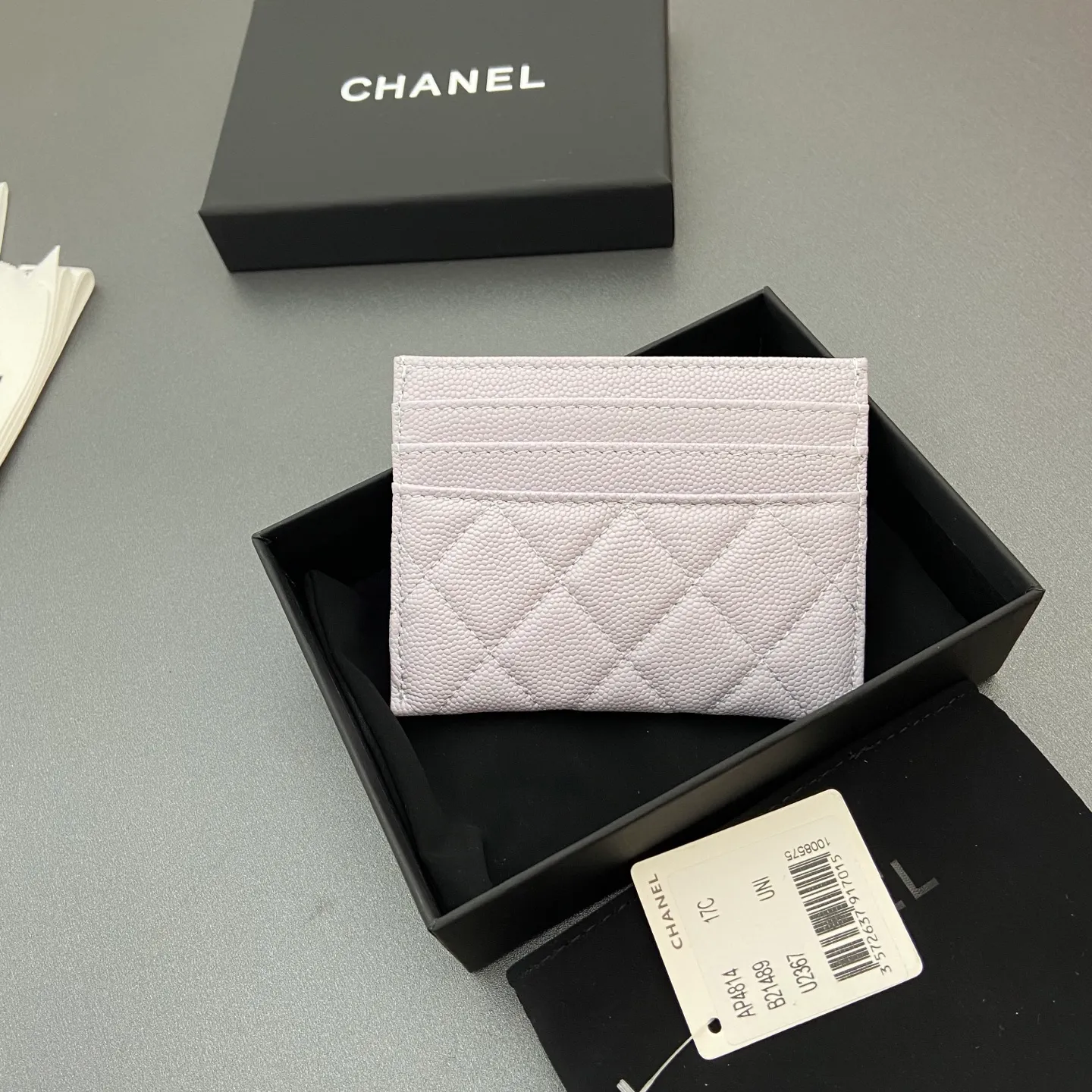 25b new series caviar cowhide with stars⭐logo shiny blingblibg~card holder series Item number: AP 9628 Price: 300 Size: w11×h10cm Color: light purple fine ball pattern silver star hardware