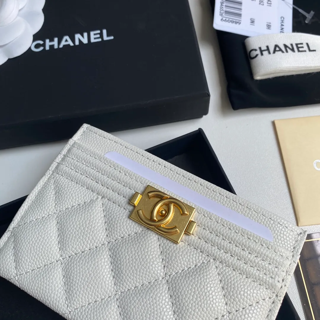 220💰 [Original order quality] [Delivery packaging] CHANEL, original order quality, leboy card holder 💦 style number A84431 top leather hardware, beautiful details, complete package! Size 11*7.5*1.