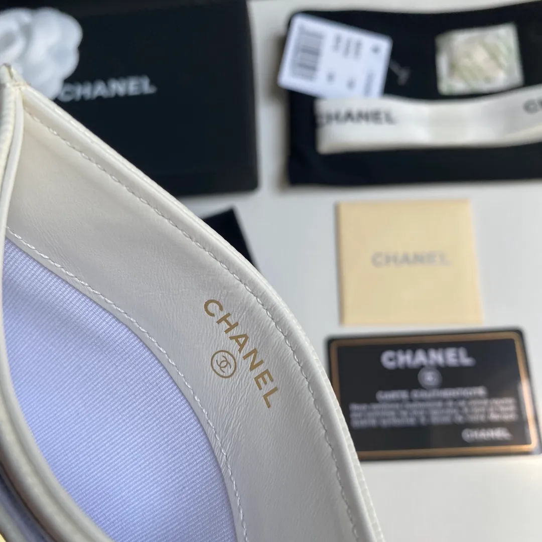 220💰 [Original order quality] [Delivery packaging] CHANEL, original order quality, leboy card holder 💦 style number A84431 top leather hardware, beautiful details, complete package! Size 11*7.5*1.
