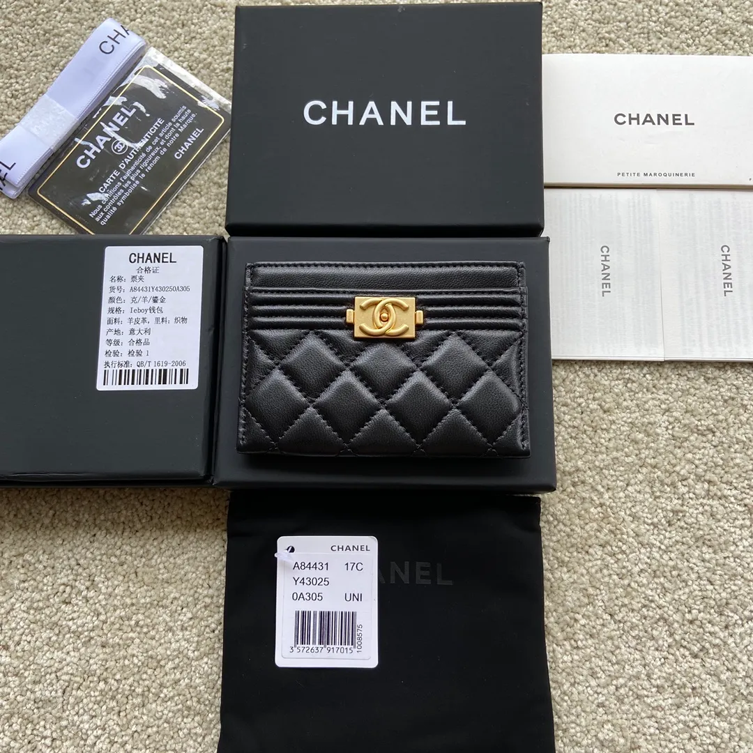 220💰Xiaoxiang imported Italian lambskin Item number: A84431 Size: w11×h7.5 Color: black lambskin gold steel mark