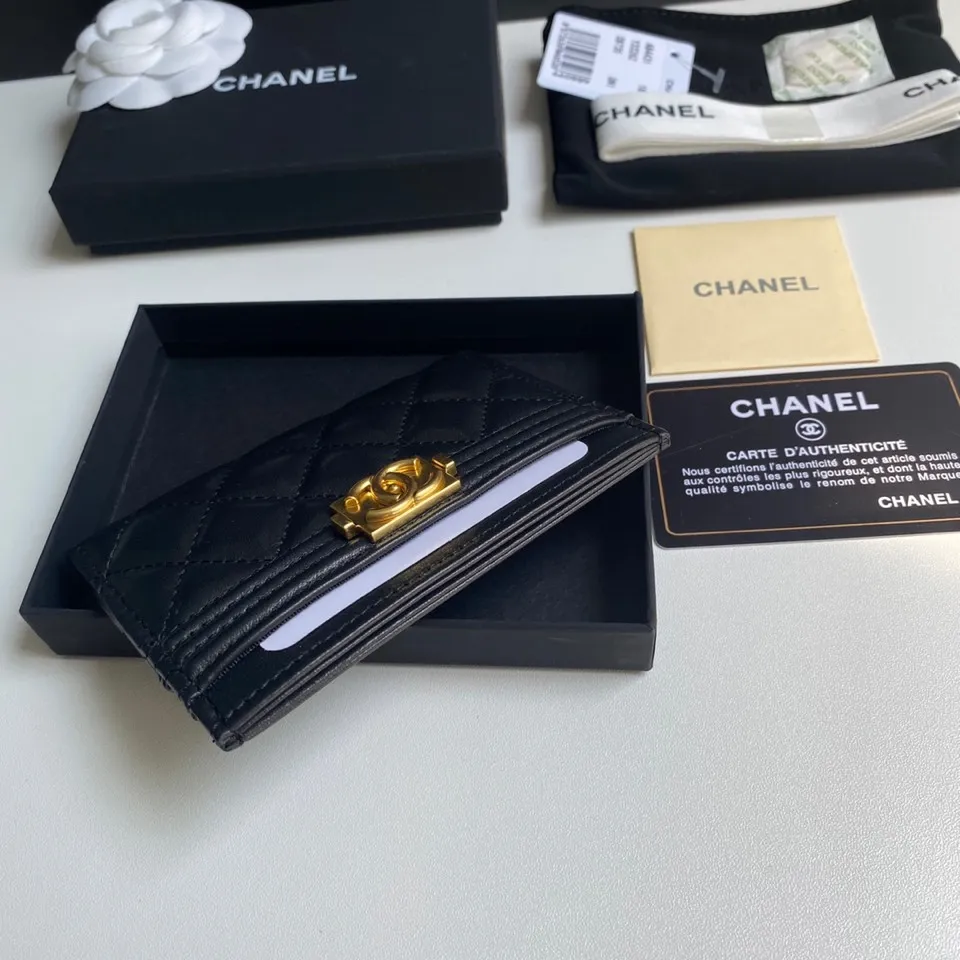 220💰 [Original order quality] [Delivery packaging] CHANEL, original order quality, leboy card holder 💦 style number A84431 top leather hardware, beautiful details, complete package! Size 11*7.5*1.