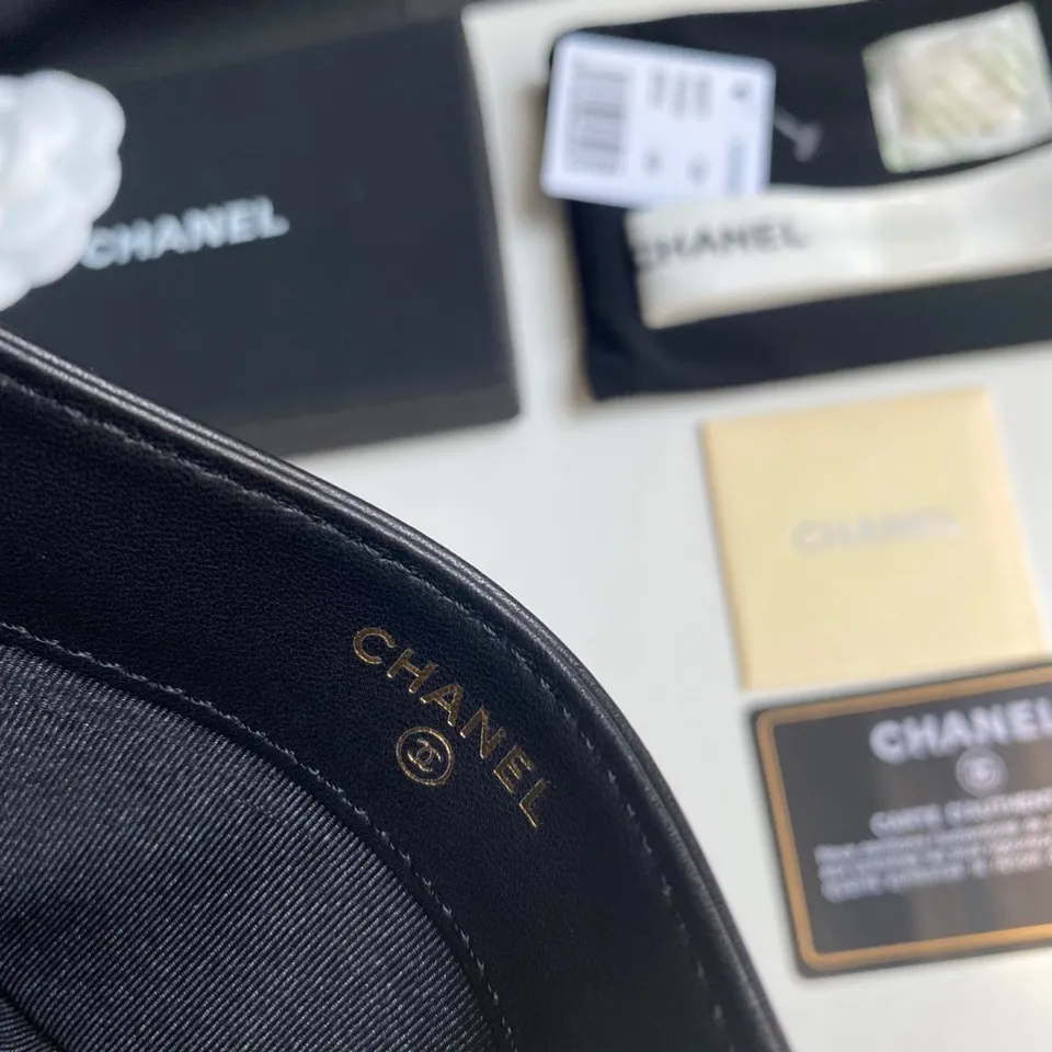 220💰 [Original order quality] [Delivery packaging] CHANEL, original order quality, leboy card holder 💦 style number A84431 top leather hardware, beautiful details, complete package! Size 11*7.5*1.
