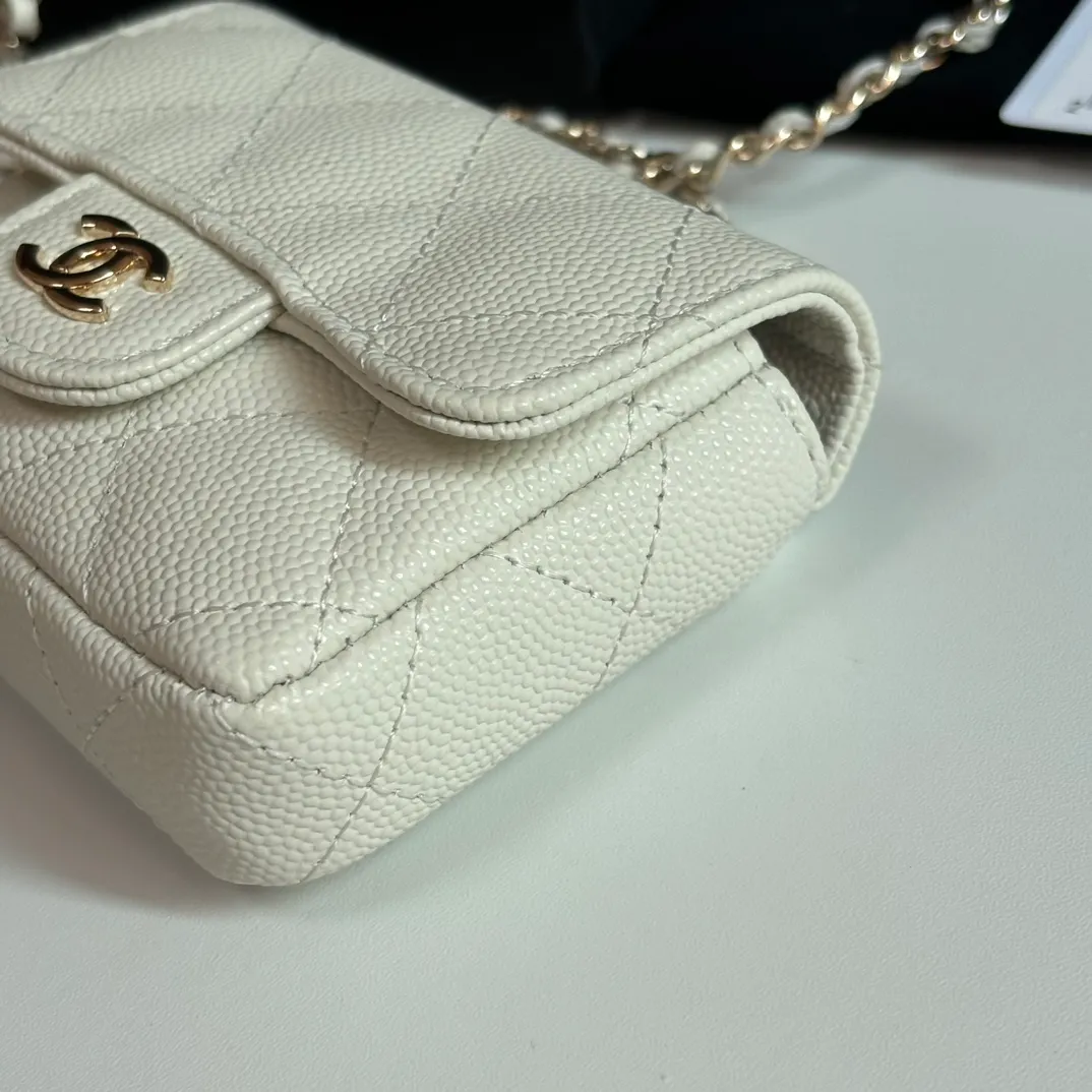 460💰 ❤️❤️❤️Ohanel's new waist bag has arrived. Original quality and beautiful details...AP4802Y size 10x8x3.5cm