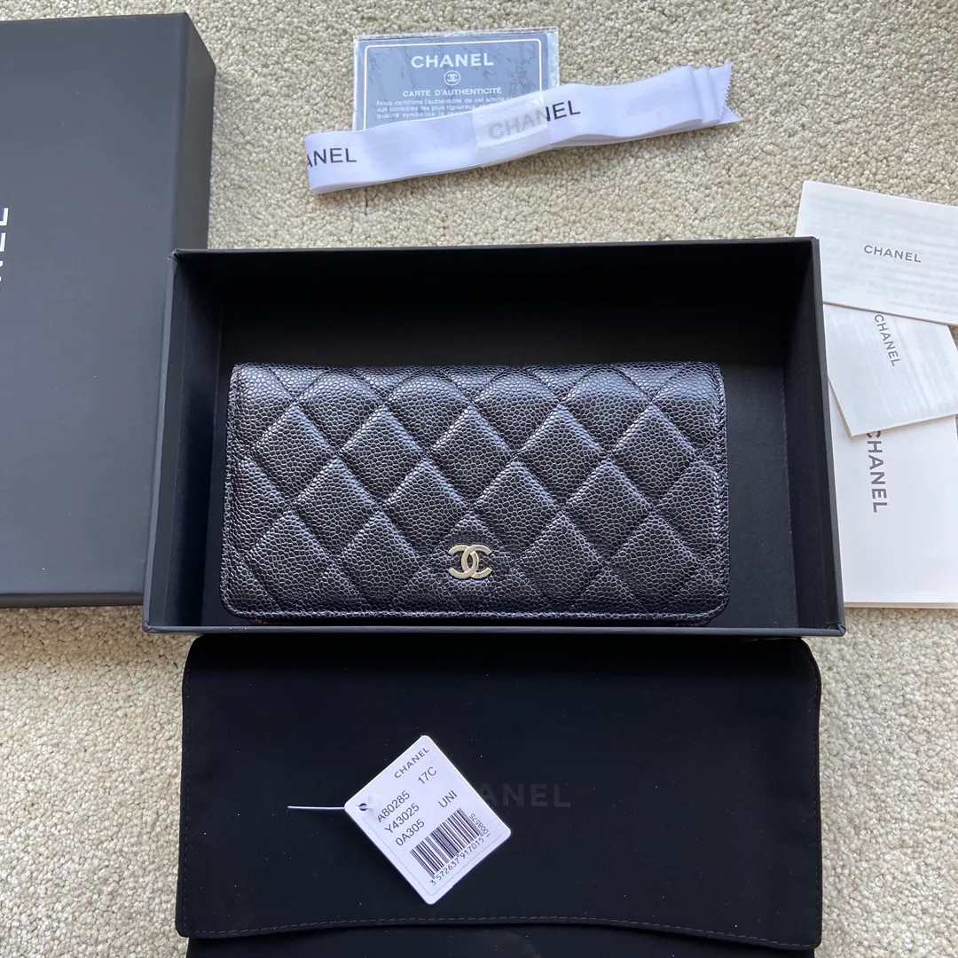 Xiaoxiang imported Italian leather Item number: A80285