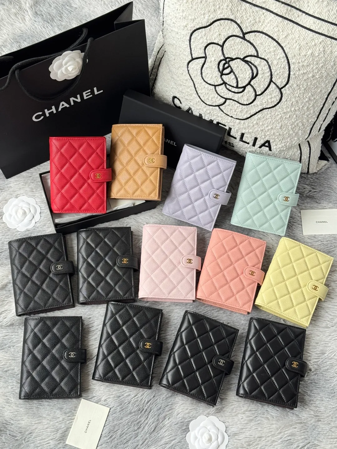 Multifunctional 2-in-1 passport wallet 3196 combination picture Thirteen colors Comparison chart of big and small balls