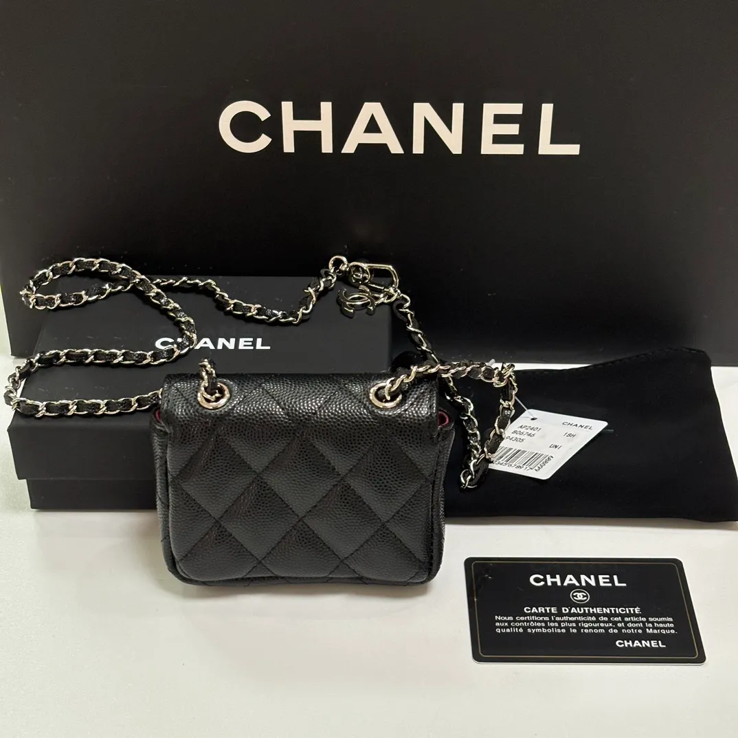 460💰 ❤️❤️❤️Ohanel's new waist bag has arrived. Original quality and beautiful details...AP4802Y size 10x8x3.5cm