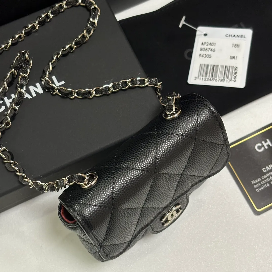 460💰 ❤️❤️❤️Ohanel's new waist bag has arrived. Original quality and beautiful details...AP4802Y size 10x8x3.5cm
