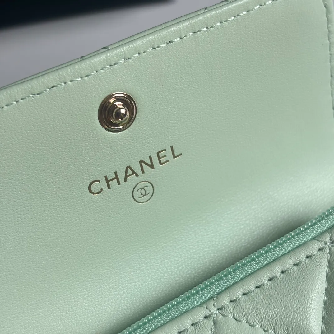 New product CH@NEL lambskin hijab card holder 💦 with new luogo, zipper compartment inside, original quality, exquisite details, model number AP8984, size 11*8.5*3cm 320💰
