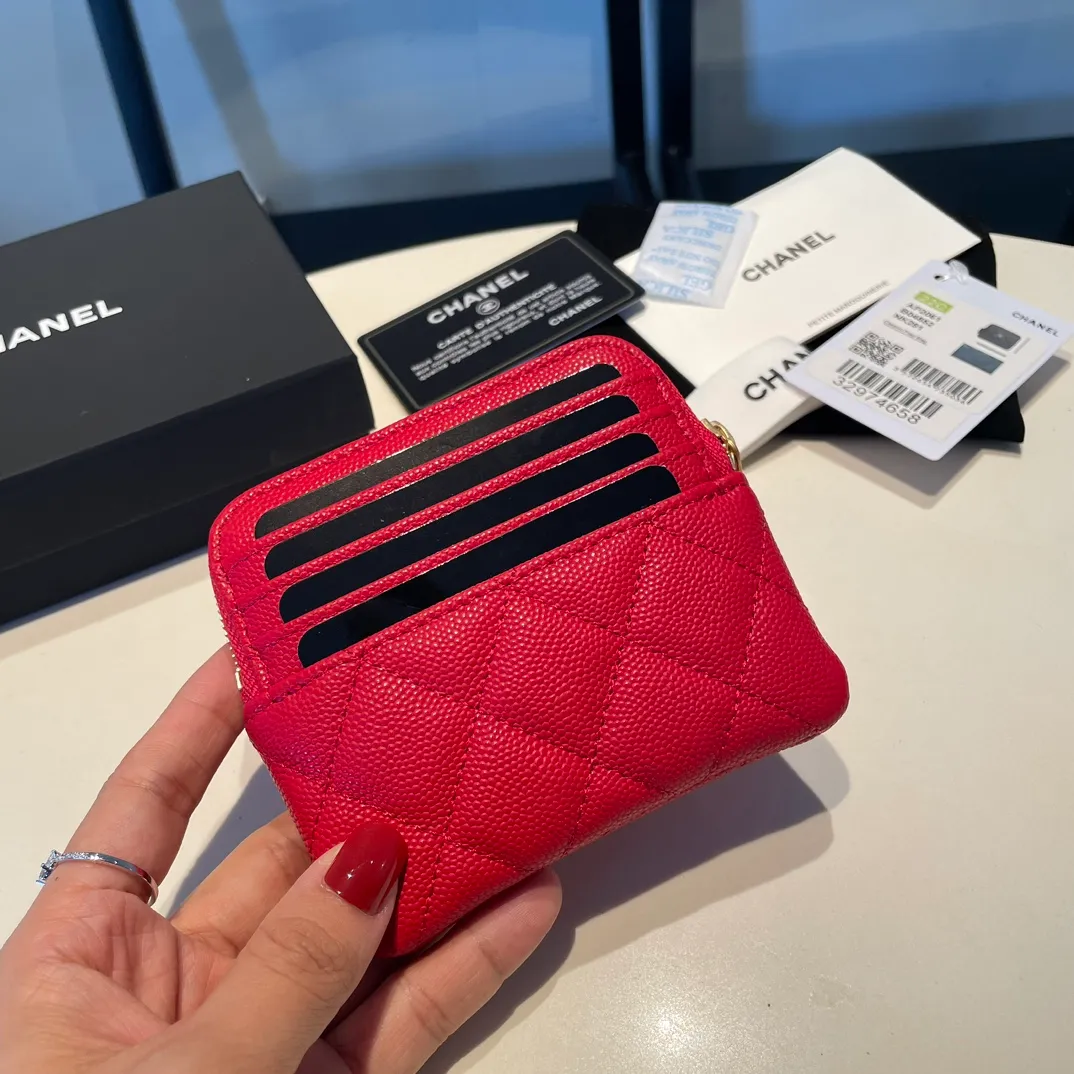 💰420😊Upgraded version💋Chanel🆕 New color colorful fine ball caviar cowhide🐂Classic zipper bag with multiple card slots for change. It can also bring convenience to various bank cards, supermarket cards, shopping cards, and membership cards. It is so small and easy to carry. It is the most fashionable and popular element of coin purses. Do you own it? Comes with the latest complete set of packaging 2061🍃size: 12*9.5cm