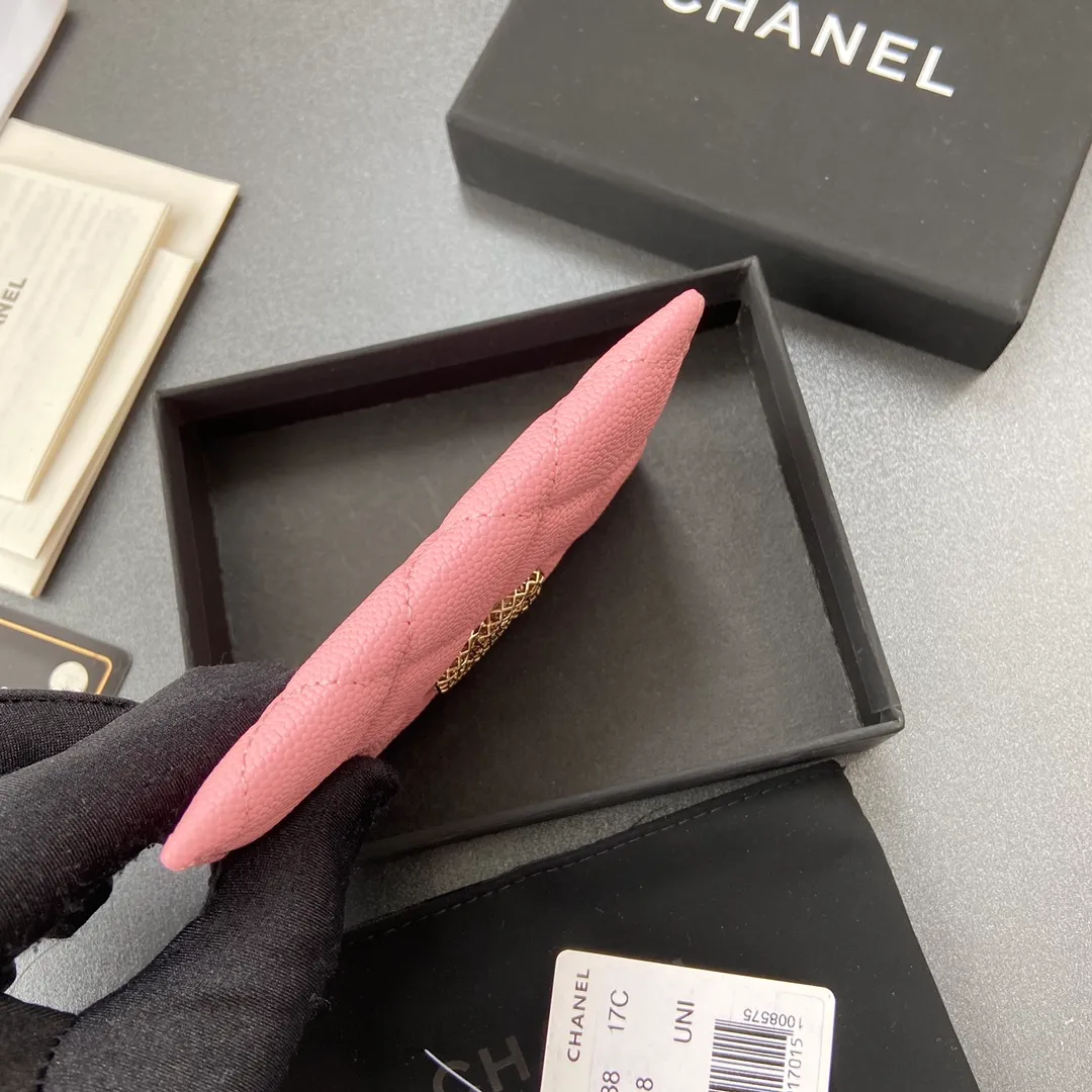 260💰Xiaoxiang imported Italian grained calfskin Item number: AP6376 Size: w11×7.5cm Color: pink fine ball pattern light gold Usage: card holder