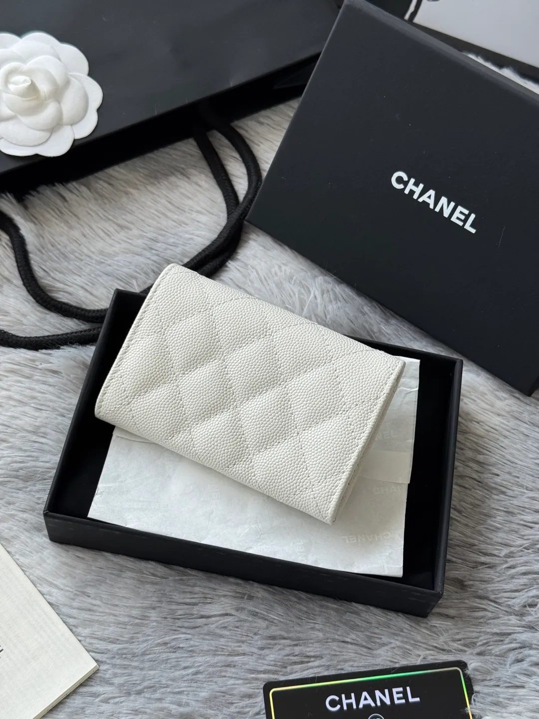💰340 💰 4050 Autumn new product bi-fold card holder chanel hijab card holder can hold credit card and change made of caviar cowhide exclusive real shot with new luogo zipper compartment inside original single quality details are beautiful No.: 4812 size: 11x8.5x3cm