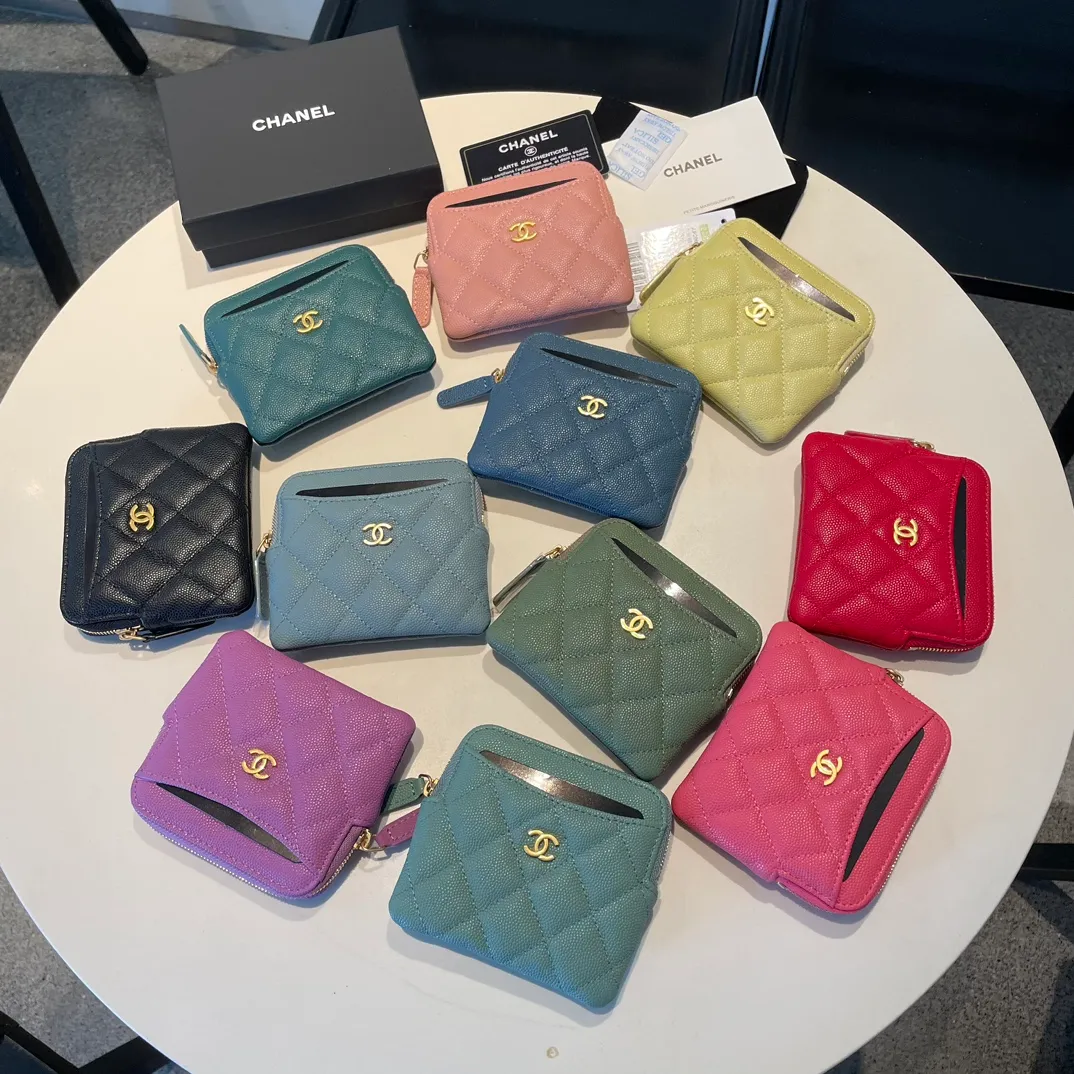 💰420😊Upgraded version💋Chanel🆕 New color colorful fine ball caviar cowhide🐂Classic zipper bag with multiple card slots for change. It can also bring convenience to various bank cards, supermarket cards, shopping cards, and membership cards. It is so small and easy to carry. It is the most fashionable and popular element of coin purses. Do you own it? Comes with the latest complete set of packaging 2061🍃size: 12*9.5cm