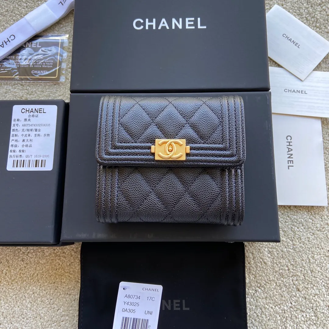 480💰Xiaoxiang imported Italian leather Item number: A80734 Size: W11.5×h10.5×d3cm Color: black fine ball pattern gold hardware