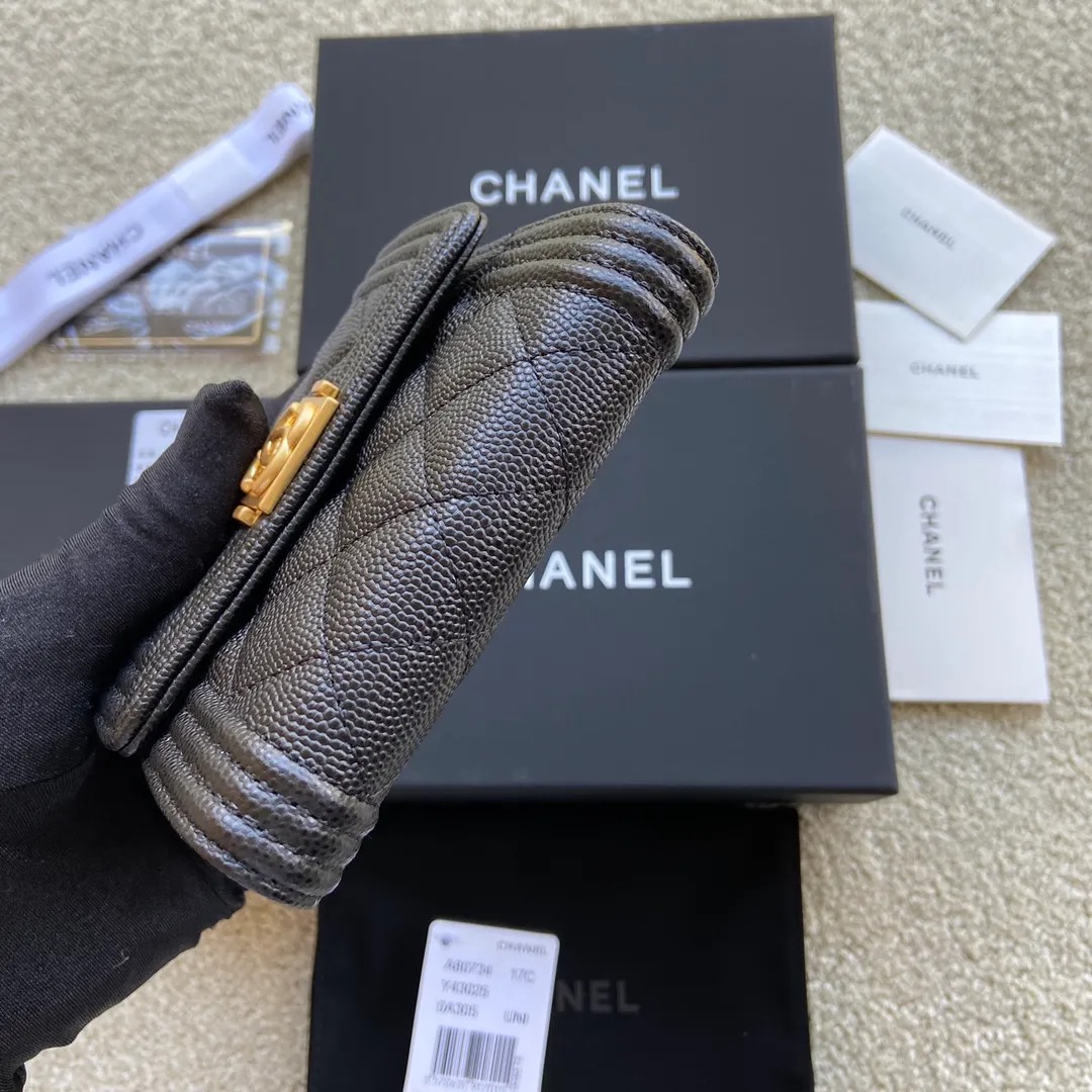 480💰Xiaoxiang imported Italian leather Item number: A80734 Size: W11.5×h10.5×d3cm Color: black fine ball pattern gold hardware