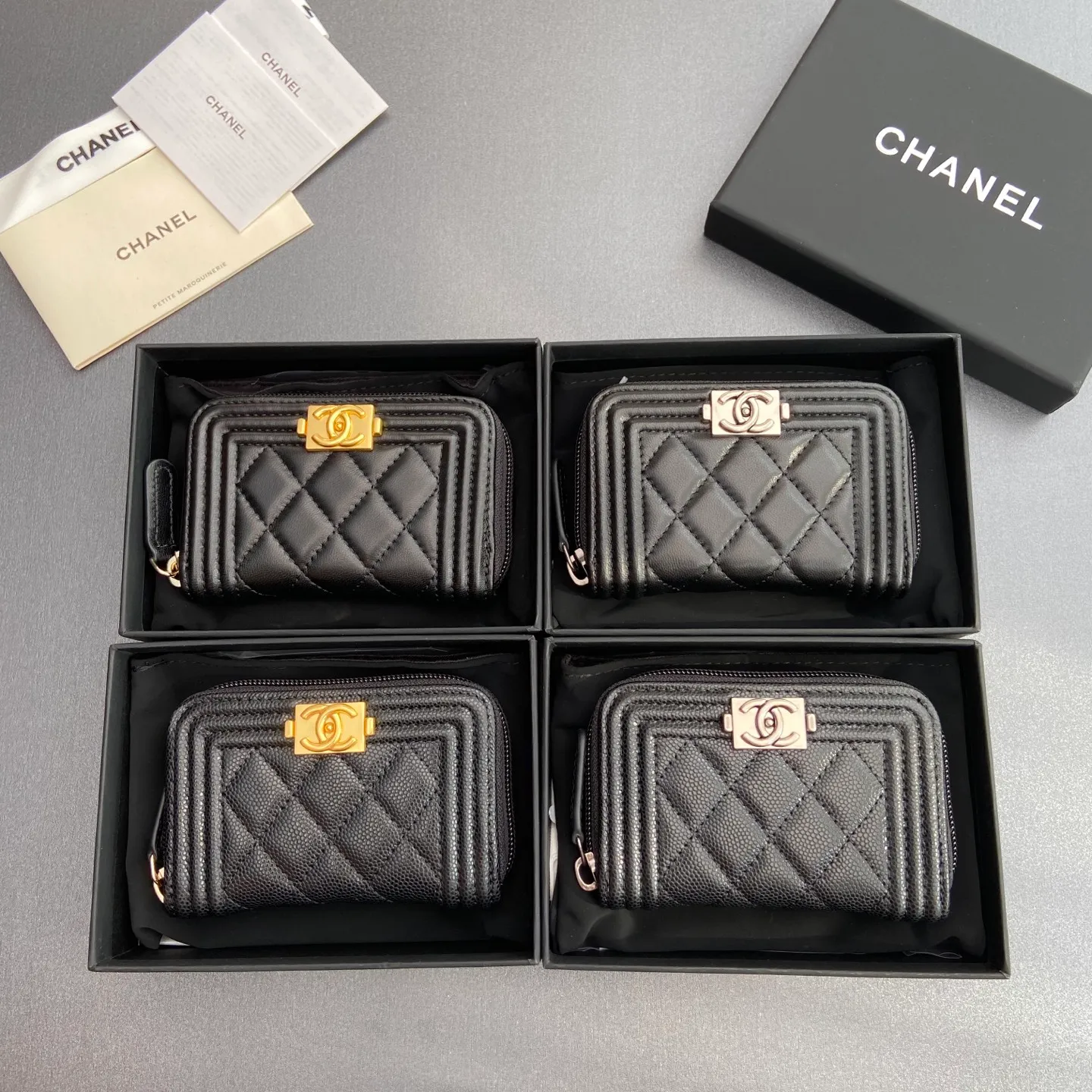 Xiaoxiang imported Italian leather Item number: A80602 Price: 320 Size: w11×h7.5×d2cm Color: