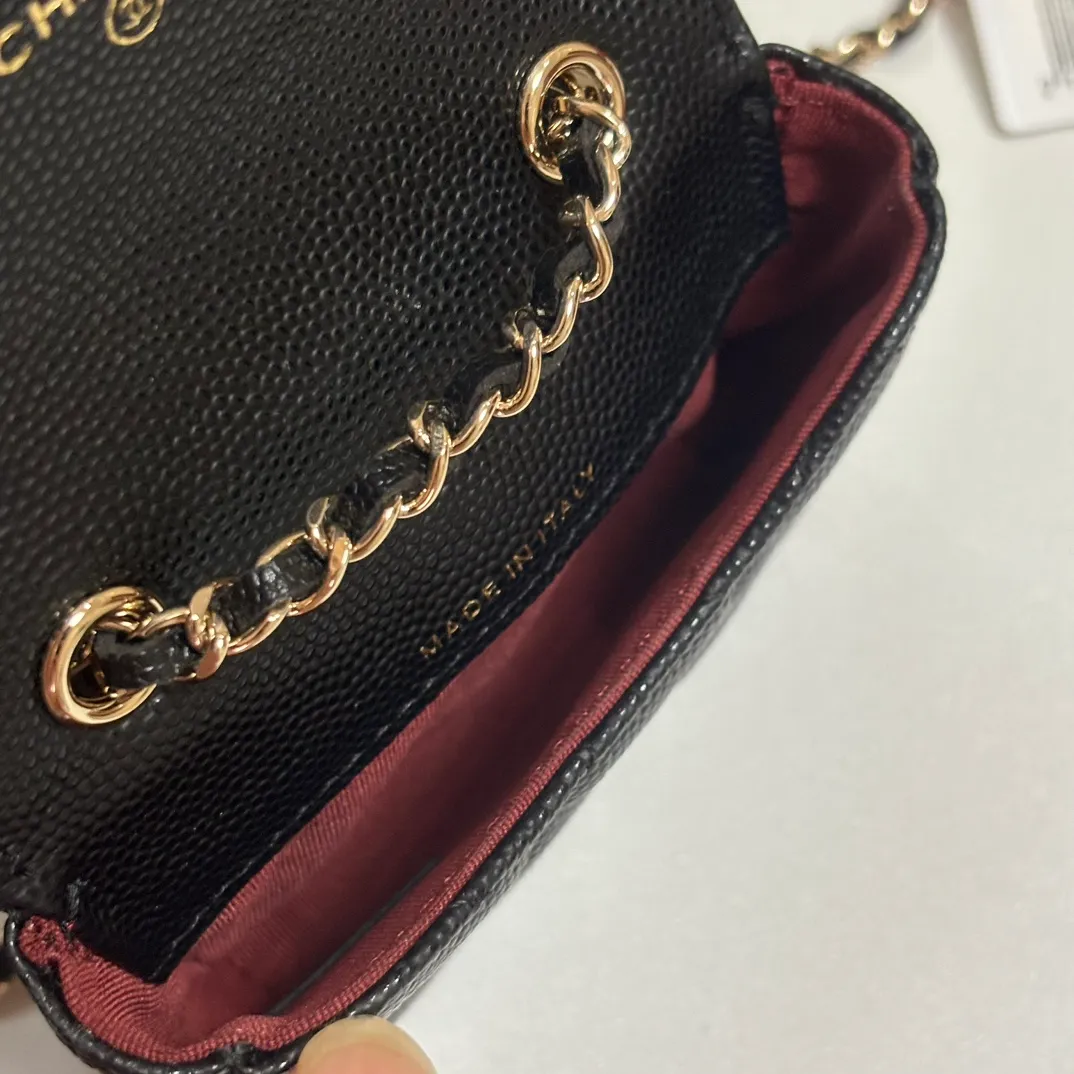 460💰 ❤️❤️❤️Ohanel's new waist bag has arrived. Original quality and beautiful details...AP4802Y size 10x8x3.5cm