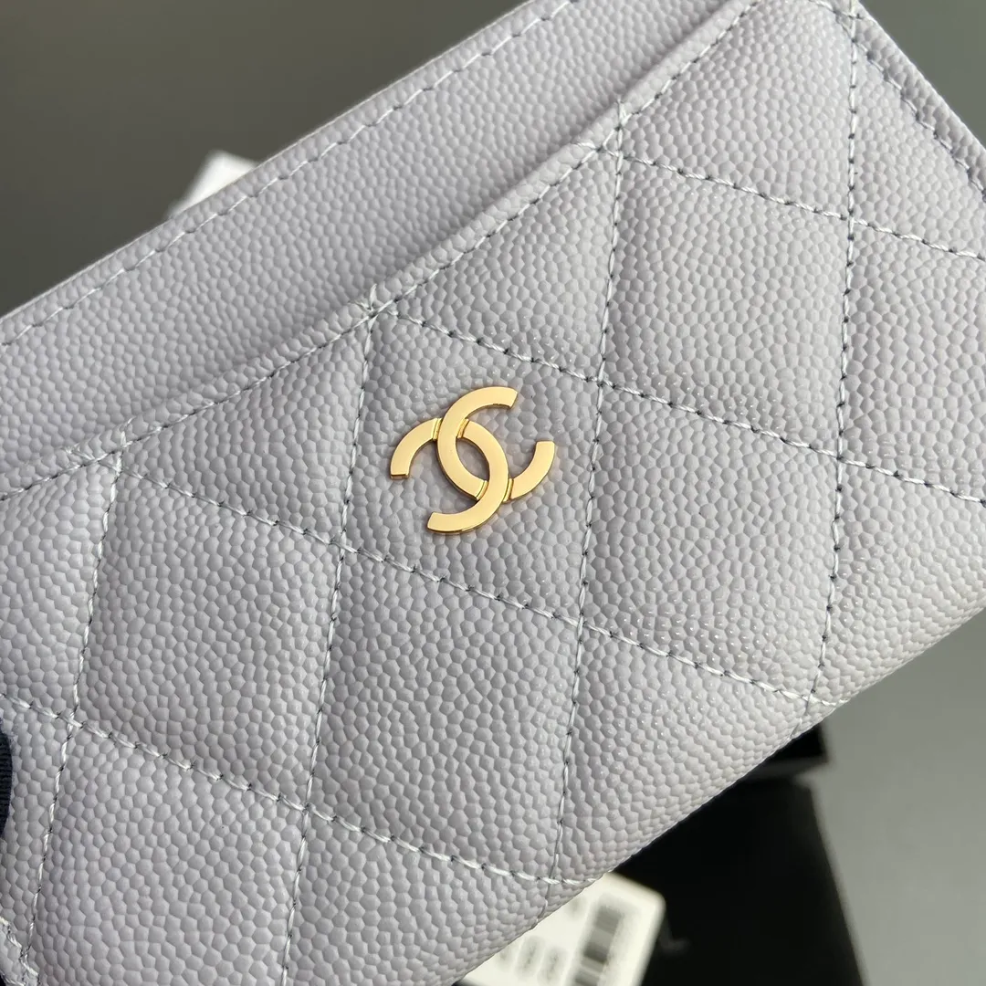 [Special grade hardware original leather] ¥320 Xiaoxiang small zipper bag card holder series Quilted card holder with iconic metal logo Gold tone metal hardware, special Italian imported leather 6 card slots, 1 small zipper bag No.: 3179 Light purple fine ball gold Size: w13×h9×2cm