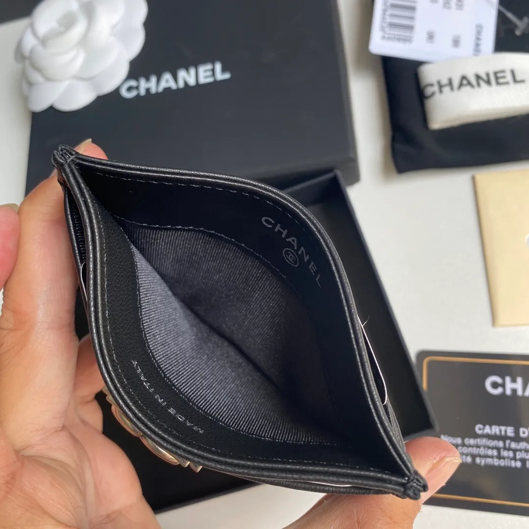 220💰 [Original order quality] [Delivery packaging] CHANEL, original order quality, leboy card holder 💦 style number A84431 top leather hardware, beautiful details, complete package! Size 11*7.5*1.