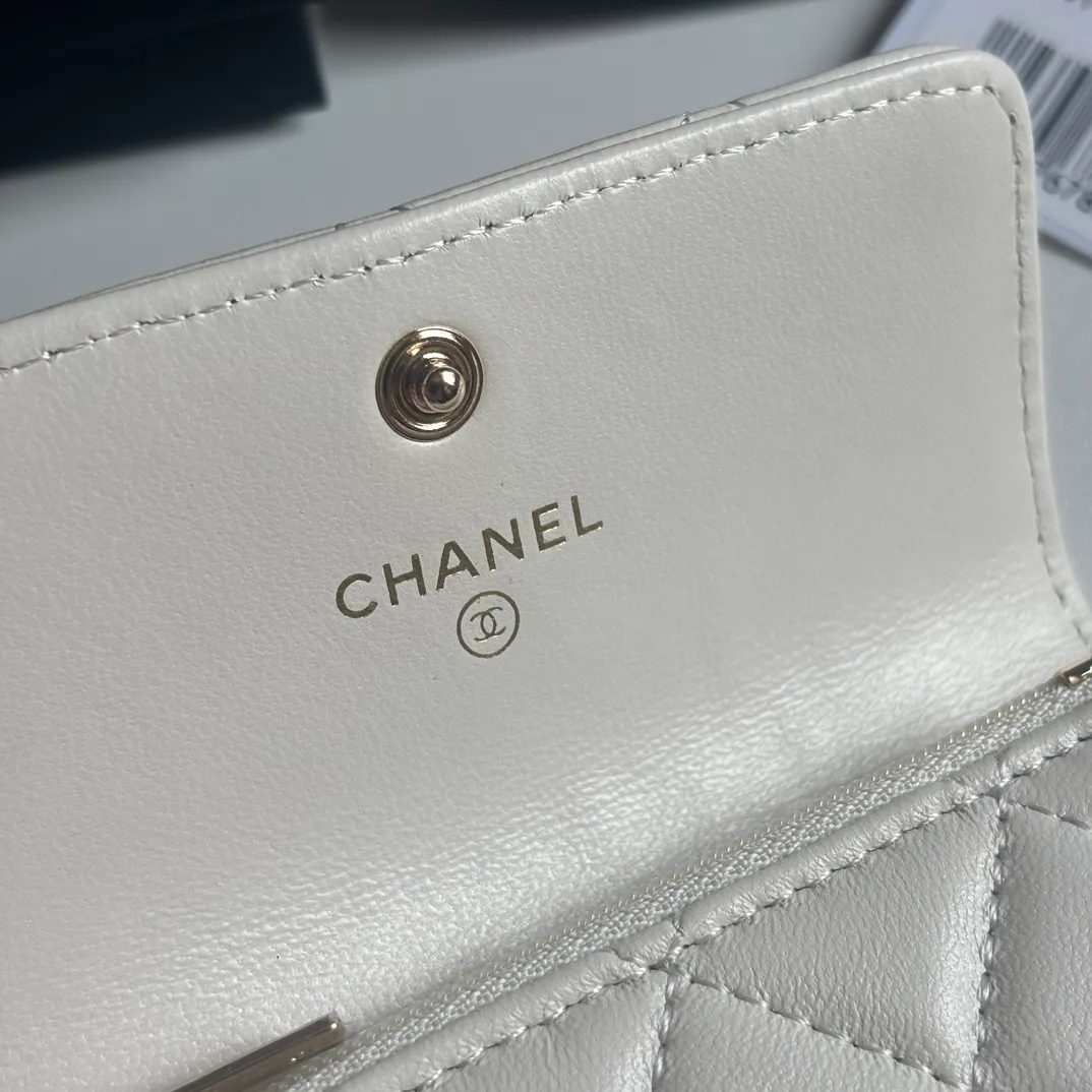 New product CH@NEL lambskin hijab card holder 💦 with new luogo, zipper compartment inside, original quality, exquisite details, model number AP8984, size 11*8.5*3cm 320💰